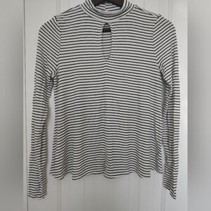 Y2K Striped Mockneck Top with Keyhole